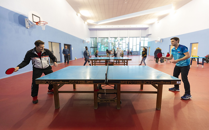 Salle multimodale Jules ene tennis de table